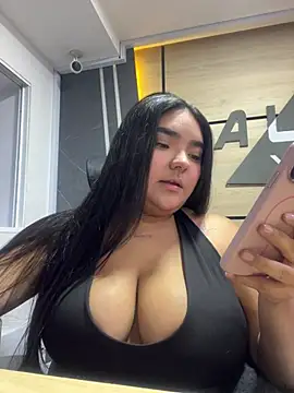 little lissiee online show from 10, 5, 2026