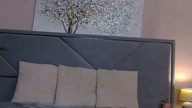 NicoleRosss online show from 24, 3, 2026