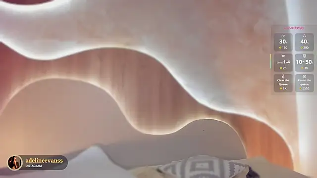 AdelineEvanss online show from 31, 10, 2025