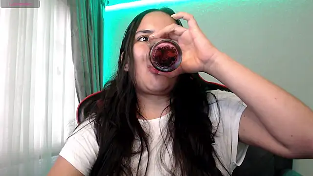 Lexyevans online show from 8, 2, 2025