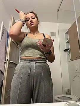 AllysonK online show from 10, 3, 2026