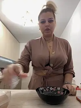 AllysonK online show from 27, 11, 2025