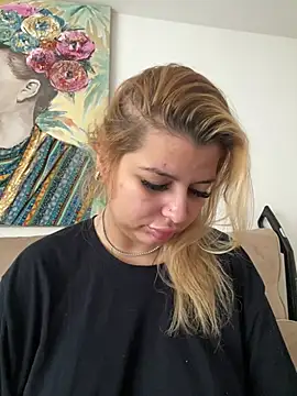 AllysonK online show from 24, 6, 2026