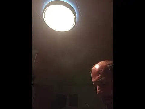 Snapshot of rosaeichel chatting on 5, 5, 2026 rosaeichel online show from 5, 5, 2026