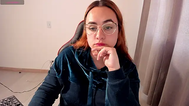 Snapshot of maryluna95 chatting on 24, 11, 2025 maryluna95 online show from 24, 11, 2025