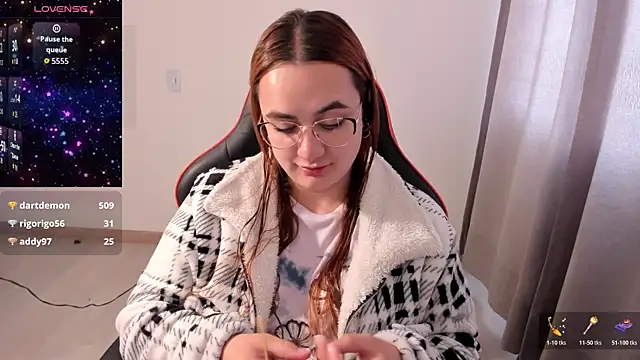 Snapshot of maryluna95 chatting on 13, 11, 2025 maryluna95 online show from 13, 11, 2025