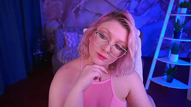 CoolTatis online show from 12, 11, 2025