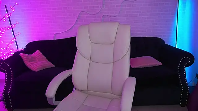 CoolTatis online show from 10, 3, 2026