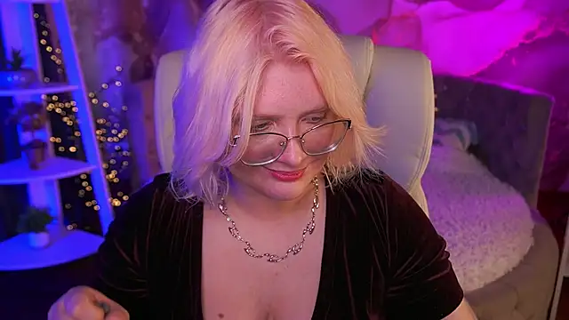 CoolTatis online show from 27, 3, 2026