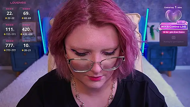 CoolTatis online show from 7, 4, 2026