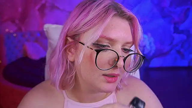 CoolTatis online show from 6, 10, 2025