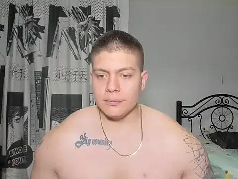 Snapshot of regan_jhonso chatting on 12, 11, 2025 regan jhonso online show from 12, 11, 2025