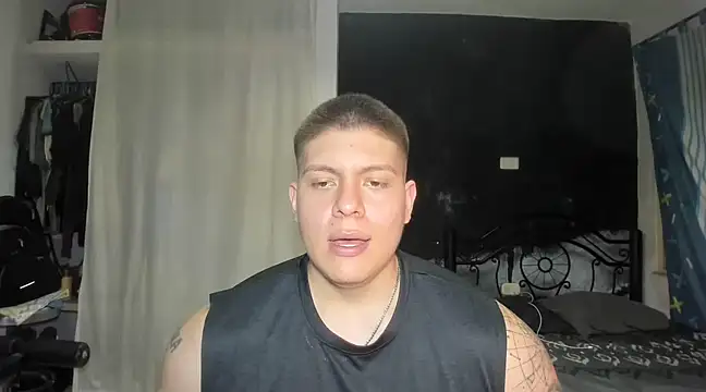 Snapshot of regan_jhonso chatting on 8, 2, 2025 regan jhonso online show from 8, 2, 2025