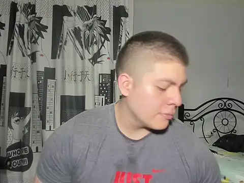 Snapshot of regan_jhonso chatting on 13, 11, 2025 regan jhonso online show from 13, 11, 2025