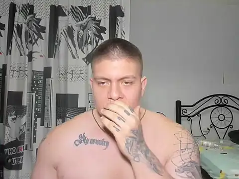 Snapshot of regan_jhonso chatting on 15, 11, 2025 regan jhonso online show from 15, 11, 2025