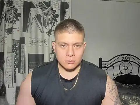 Snapshot of regan_jhonso chatting on 8, 11, 2025 regan jhonso online show from 8, 11, 2025