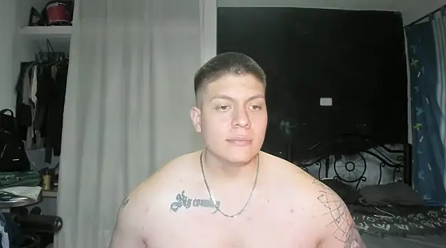 Snapshot of regan_jhonso chatting on 15, 2, 2025 regan jhonso online show from 15, 2, 2025