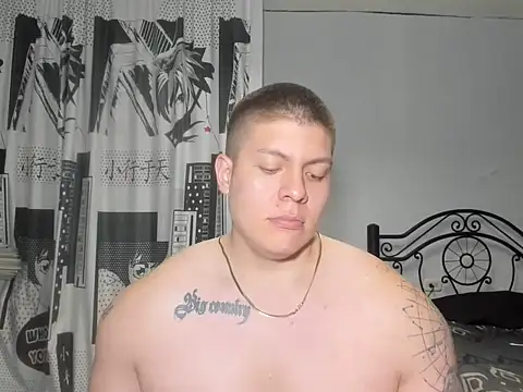 Snapshot of regan_jhonso chatting on 17, 10, 2025 regan jhonso online show from 17, 10, 2025
