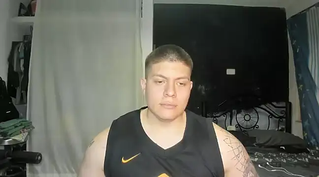 Snapshot of regan_jhonso chatting on 5, 2, 2025 regan jhonso online show from 5, 2, 2025