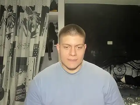 Snapshot of regan_jhonso chatting on 15, 9, 2025 regan jhonso online show from 15, 9, 2025