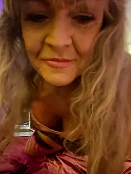 Snapshot of annika_lately chatting on 16, 5, 2026 annika lately online show from 16, 5, 2026