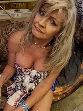 Snapshot of annika_lately chatting on 20, 5, 2026 annika lately online show from 20, 5, 2026