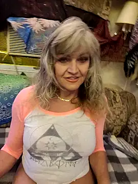 annika lately online show from 20, 10, 2025