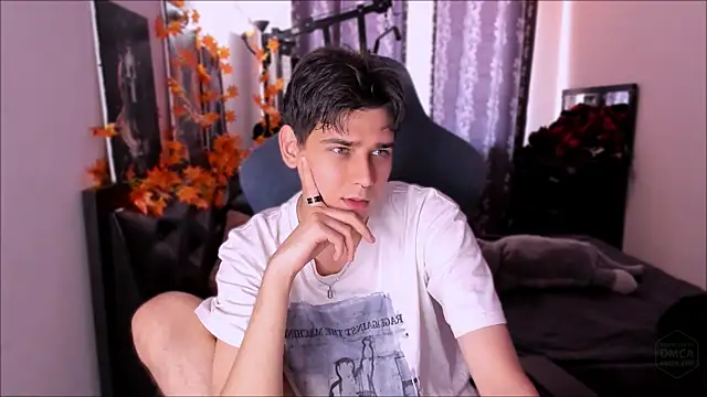 Foxicfu online show from 11, 11, 2025