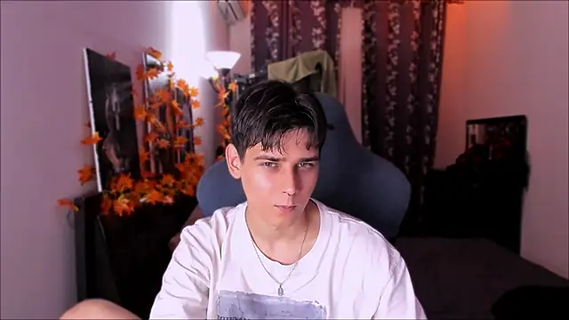 Foxicfu online show from 3, 11, 2025