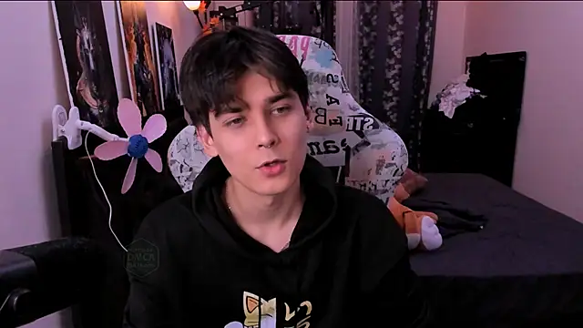 Foxicfu online show from 8, 4, 2026