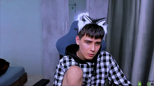 Foxicfu online show from 14, 2, 2025