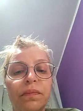 BritneyHudson online show from 13, 2, 2026