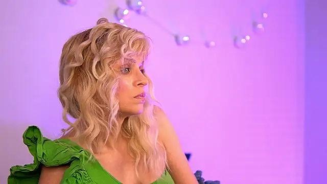 BritneyHudson online show from 12, 1, 2026