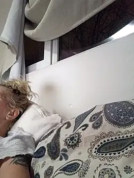 BritneyHudson online show from 5, 1, 2026