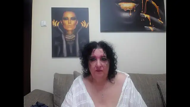maturekorine online show from 13, 5, 2026