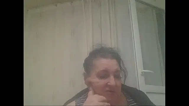 maturekorine online show from 4, 4, 2026