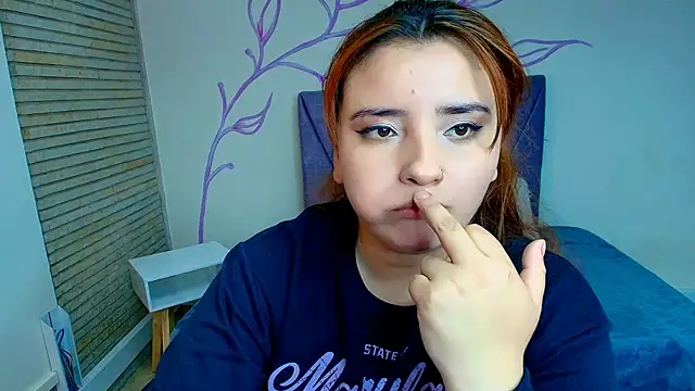 ZaraNolimits  online show from 29, 1, 2025