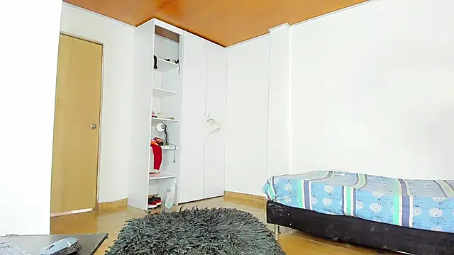 sexynicolqueen online show from 16, 1, 2026