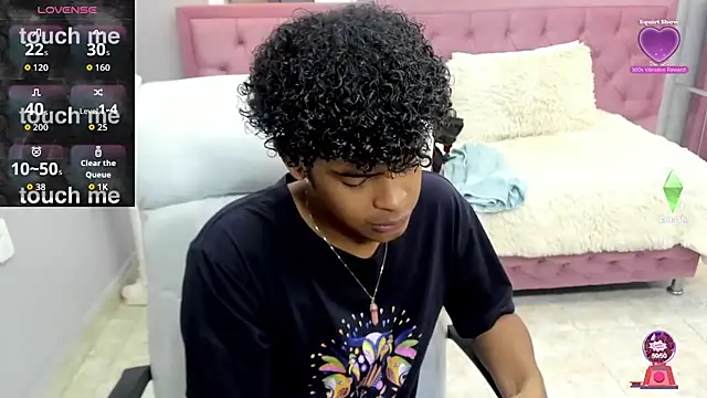 Snapshot of boylittle19cm chatting on 27, 11, 2025 boylittle19cm online show from 27, 11, 2025