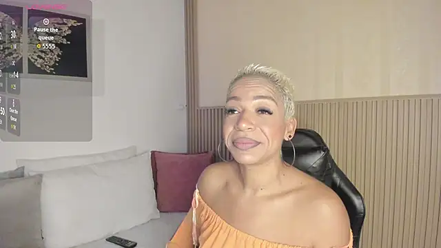 summer night  online show from 15, 11, 2025