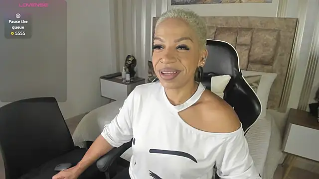 summer night  online show from 11, 2, 2026