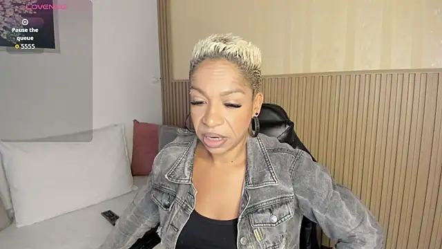 summer night  online show from 24, 11, 2025