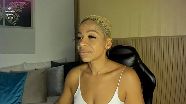 summer night  online show from 29, 10, 2025