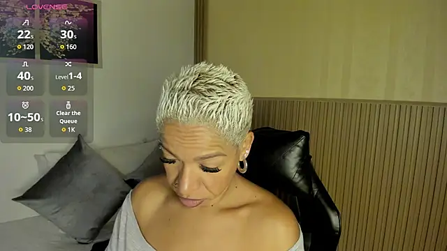 summer night  online show from 15, 2, 2026