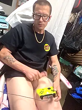 Hatchetwound6969 online show from 31, 3, 2026