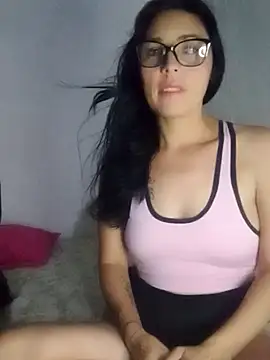 KarameloVzla online show from 30, 10, 2025