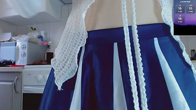 Amina Barbarian online show from 2, 12, 2025