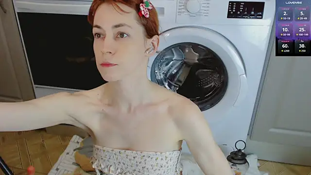 Snapshot of Amina_Barbarian chatting on 13, 12, 2025 Amina Barbarian online show from 13, 12, 2025