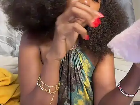 Chocolate queen2 online show from 2, 3, 2026