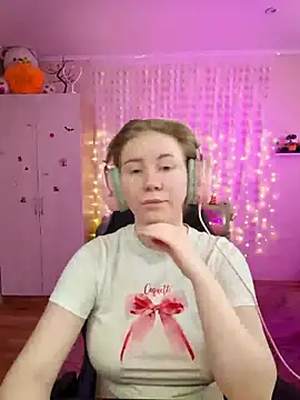 D0nna  online show from 20, 4, 2026